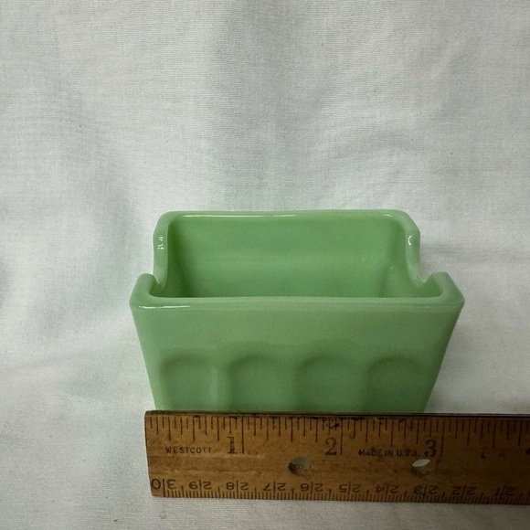 Vintage Style Tablecraft Jadeite Glass Collection Sugar Packet Holder - Picture 4 of 6